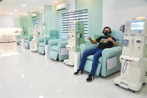 Manila opens third dialysis center .